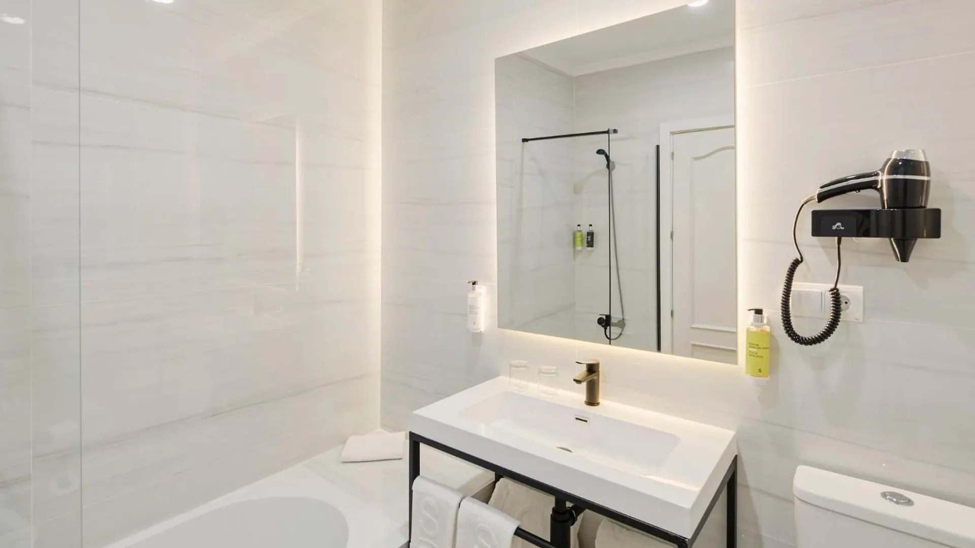Sercotel Las Casas De Los Mercaderes Seville Spain