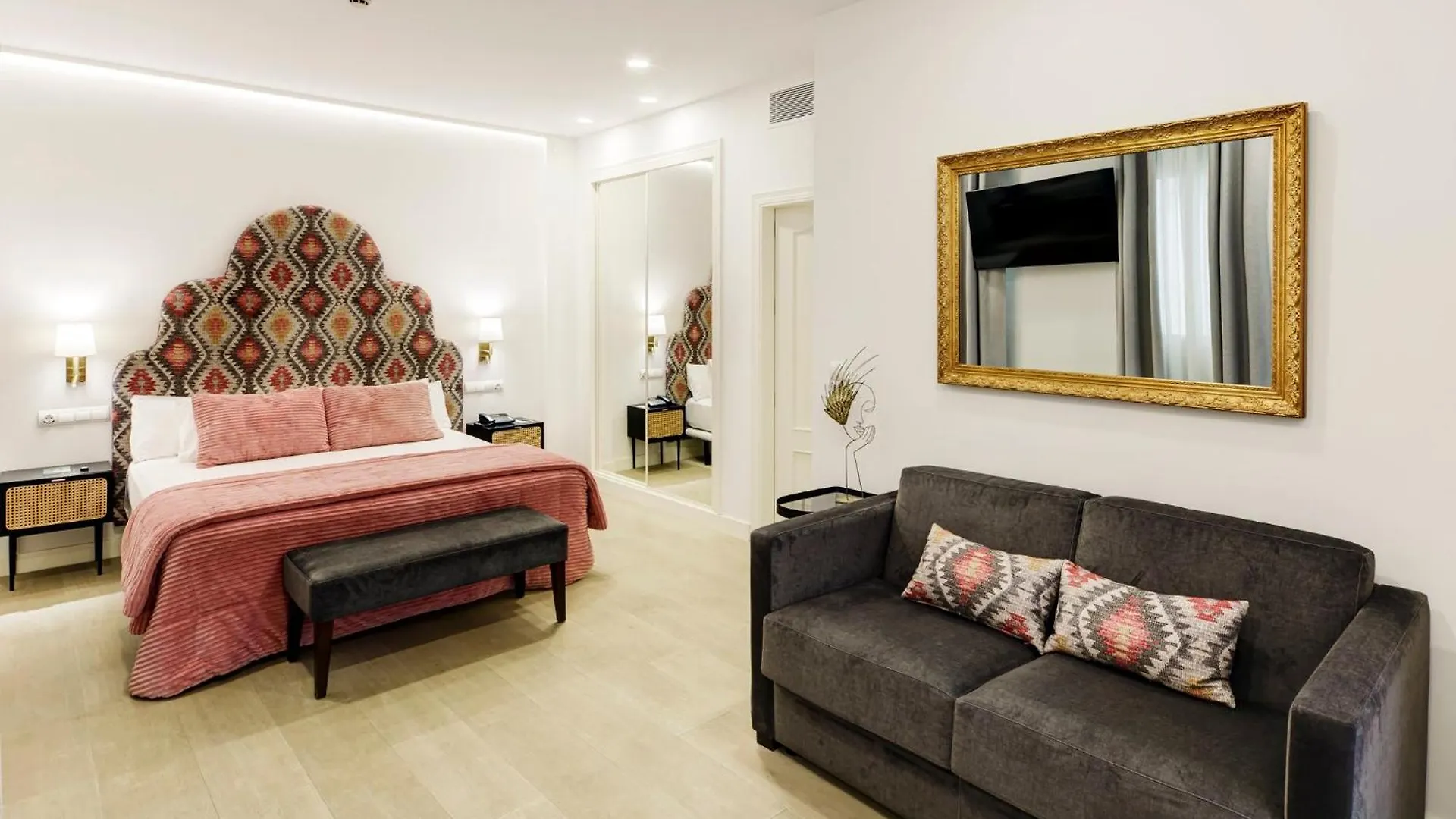 Otel Sercotel Las Casas De Los Mercaderes Sevilla