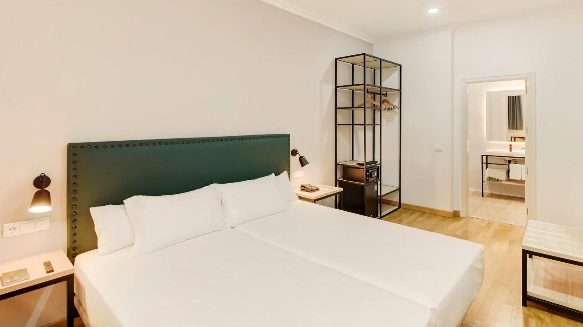 Sercotel Las Casas De Los Mercaderes Sevilla Otel
