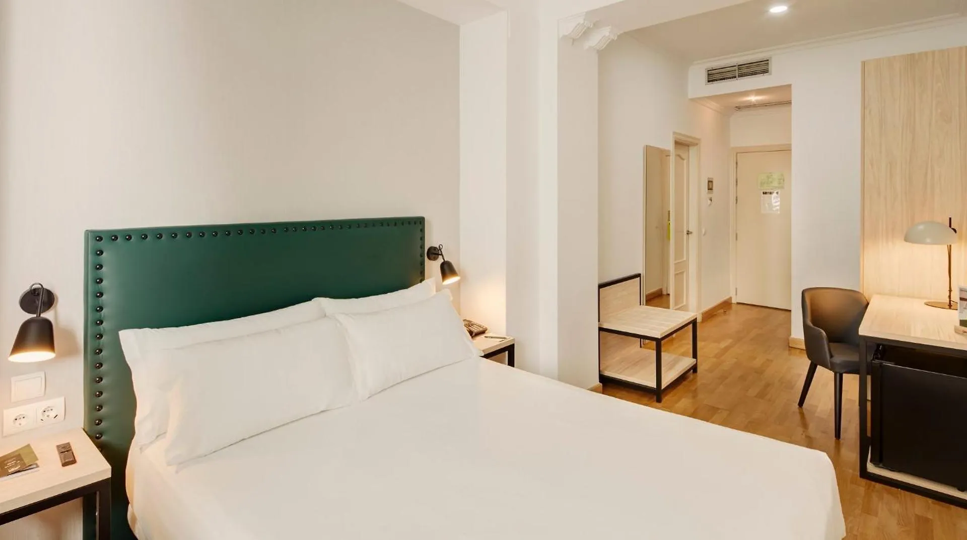 Otel Sercotel Las Casas De Los Mercaderes Sevilla