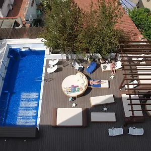 https://platjador.catalonia-hotels.com
